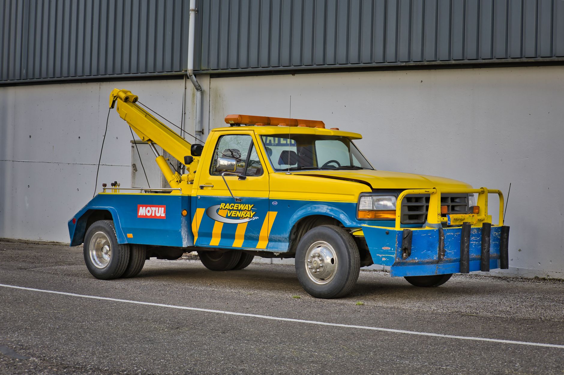 Remorquage Voiture équipe à Élancourt